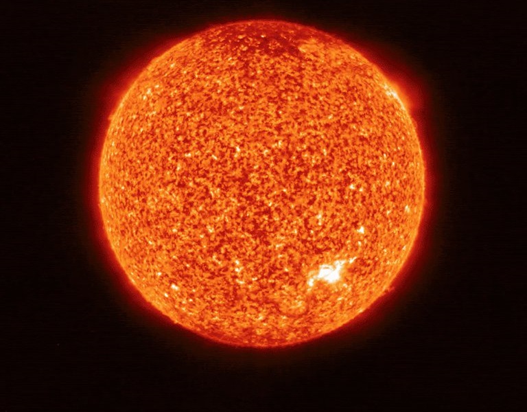 Tormenta solar golpeará la Tierra y podría afectar las comunicaciones