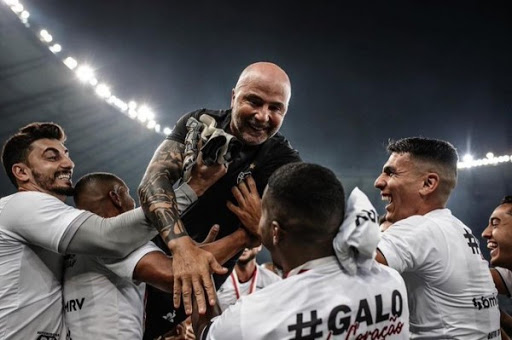 Jorge Sampaoli logró su primer título al frente de Atlético Mineiro en Brasil