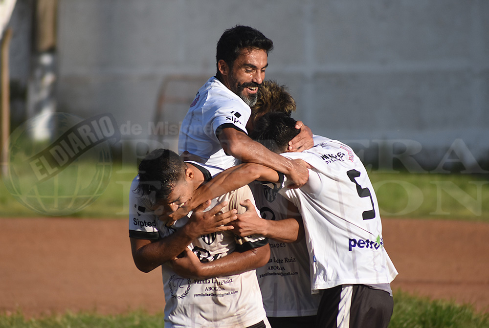 Juan Eluchans - Atlético Posadas