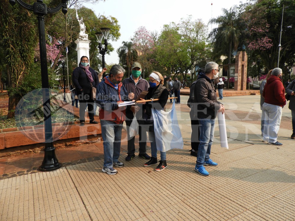Juntan firmas para solicitar el ingreso de Bencivenga a todos los barrios