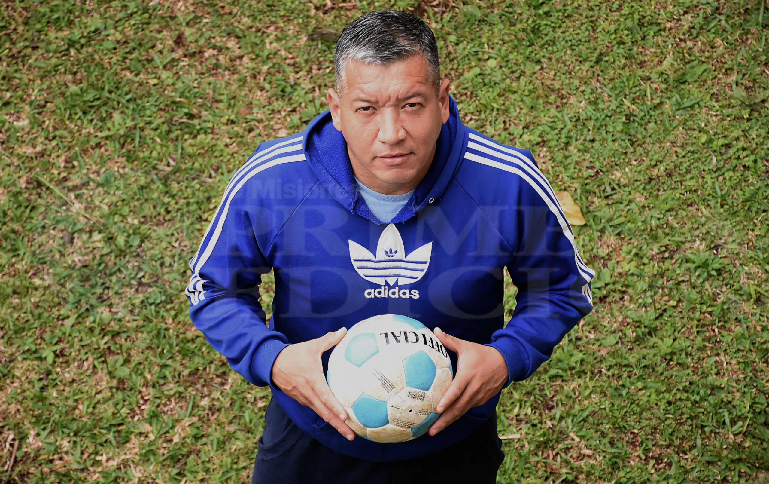 “El fútbol me dio muchas posibilidades”