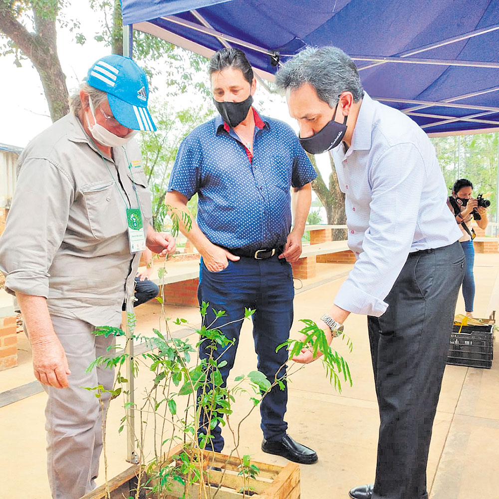 EcoCanje en Montecarlo para estimular al reciclado domiciliario