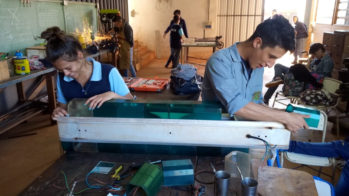 Dos mil estudiantes esperan iniciar sus prácticas profesionales