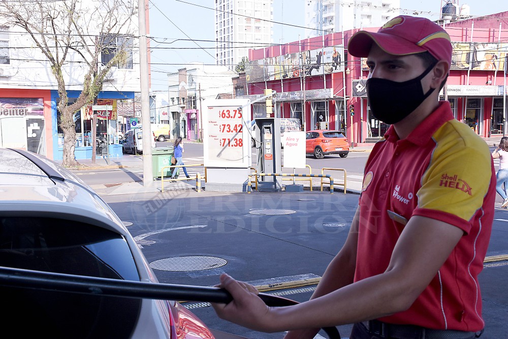 Tras un nuevo incremento, el litro de nafta Premium superó los $73 en Posadas