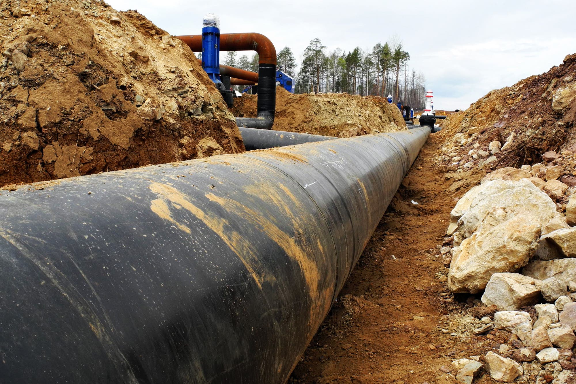 Robo de petróleo a YPF: hay más de 20 detenidos e investigan a un concejal