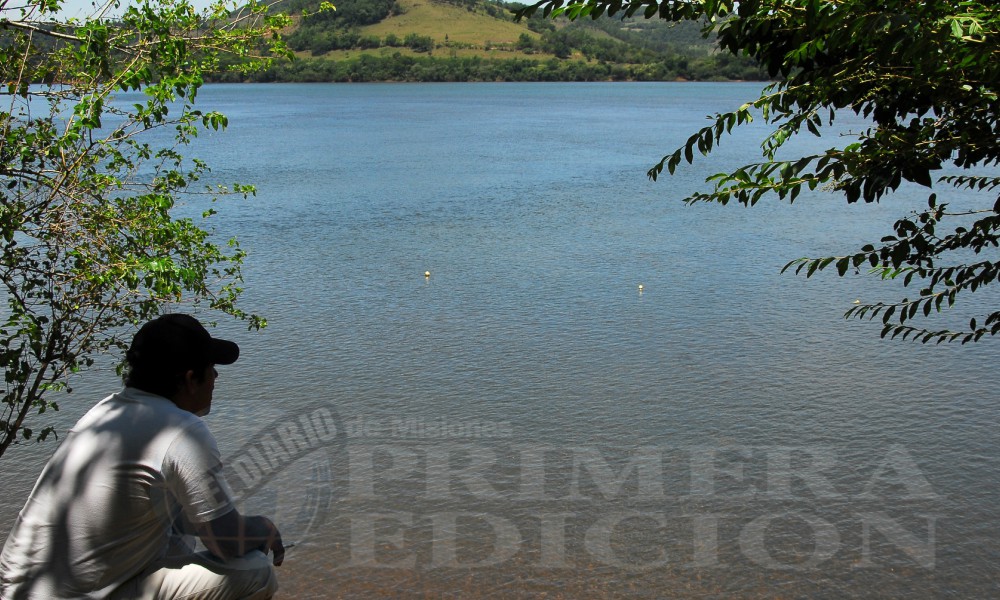 Desde este jueves no se podrá pescar en el río Uruguay