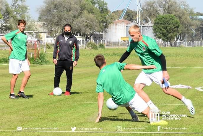 ¡Alarma! Se detectaron 20 casos de coronavirus en Agropecuario