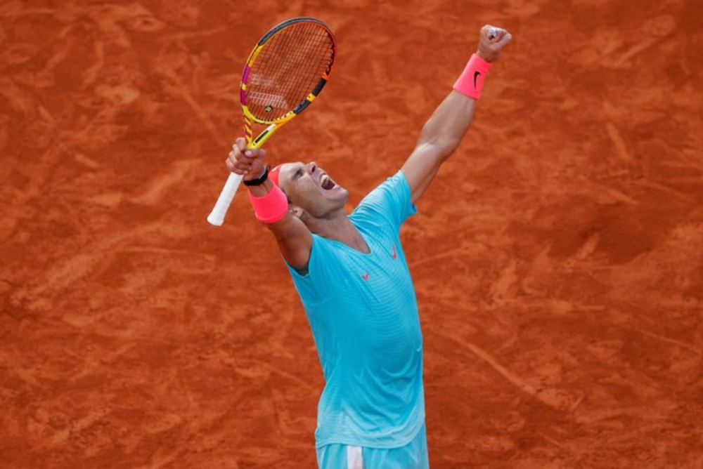 Nadal arrasó a Djokovic y ganó Roland Garros por 13º vez