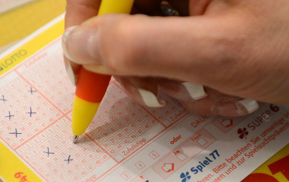 No todas son malas noticias, una mujer ganó 42,5 millones de euros