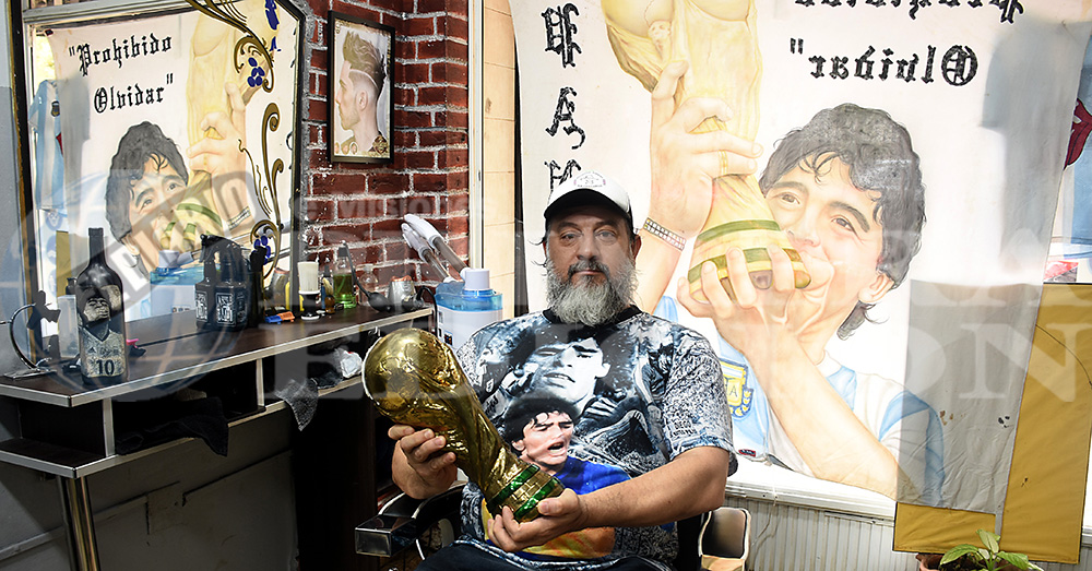 Diego Maradona - Alejandro Buera