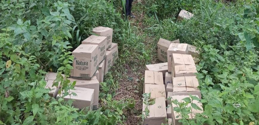Incautaron 48 cajas de aceite que iban a ser trasladadas a Paraguay