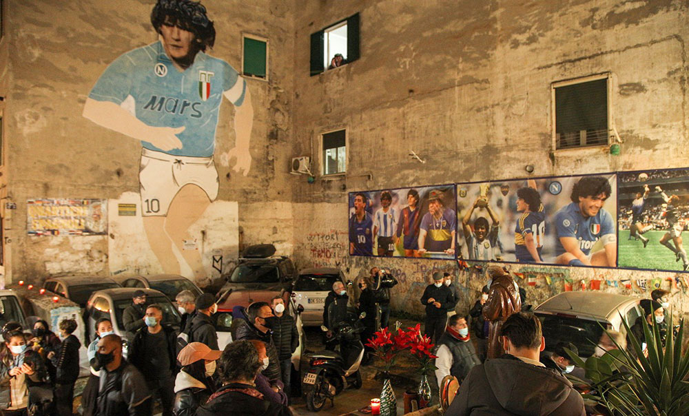 Nápoles prepara “el aplauso más grande de la historia”