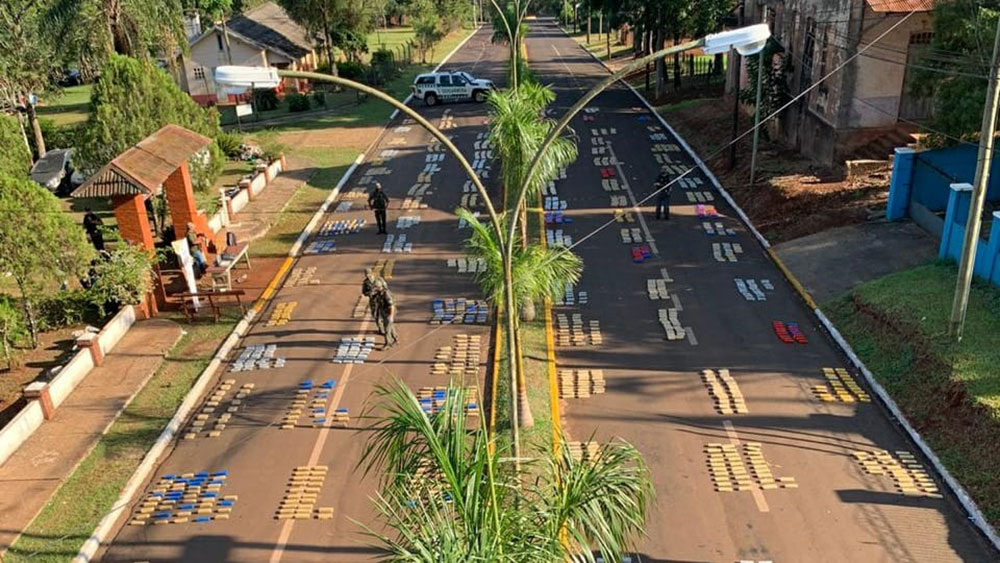 Incautan casi dos toneladas de marihuana en el Paraje Oro Verde