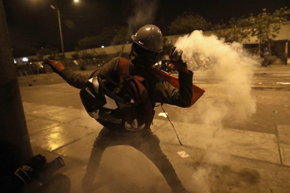 Perú: el Presidente duró menos de una semana