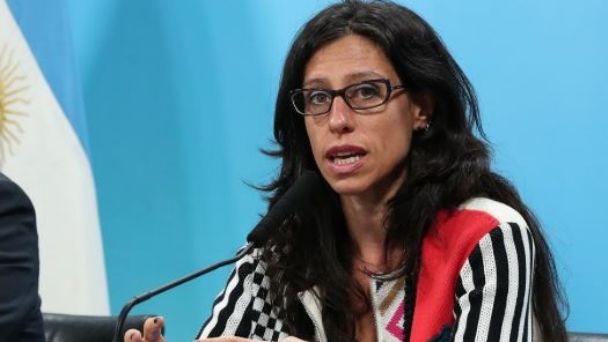 Comienza a derretirse el plan emblema del Gobierno nacional