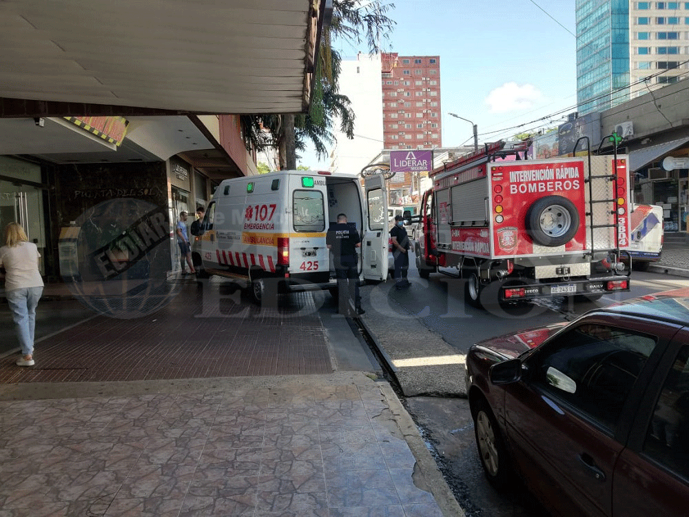 Un reparador de ascensores sufrió graves lesiones en el microcentro posadeño