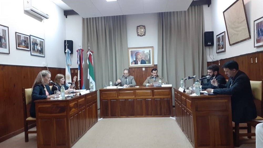 Aprobaron Presupuesto 2021 y aumento salarial para municipales de Apóstoles