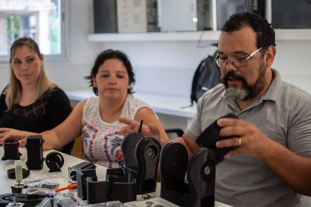 Primeros finales en la Tecnicatura en Robótica y Automatización