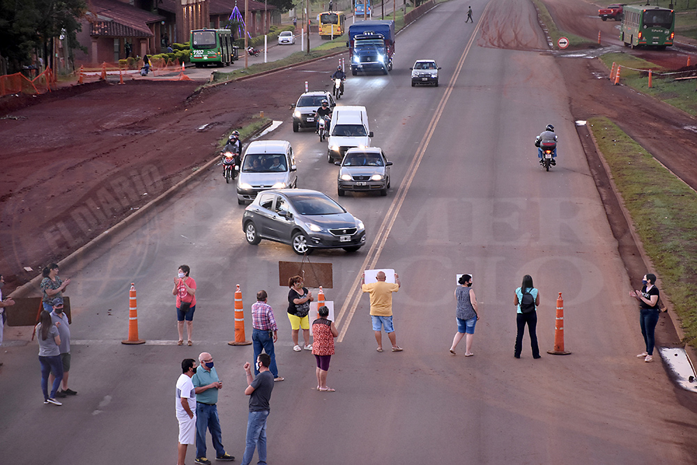 Miguel Lanús - manifestaciones