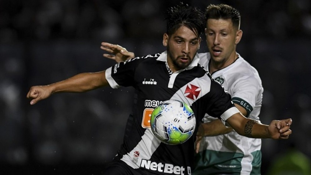 Benítez regresa a Independiente tras su paso por Brasil