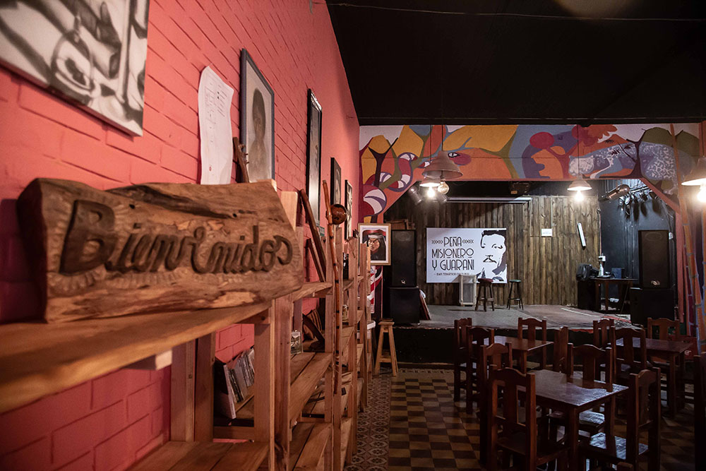 Peña Misionero y Guaraní