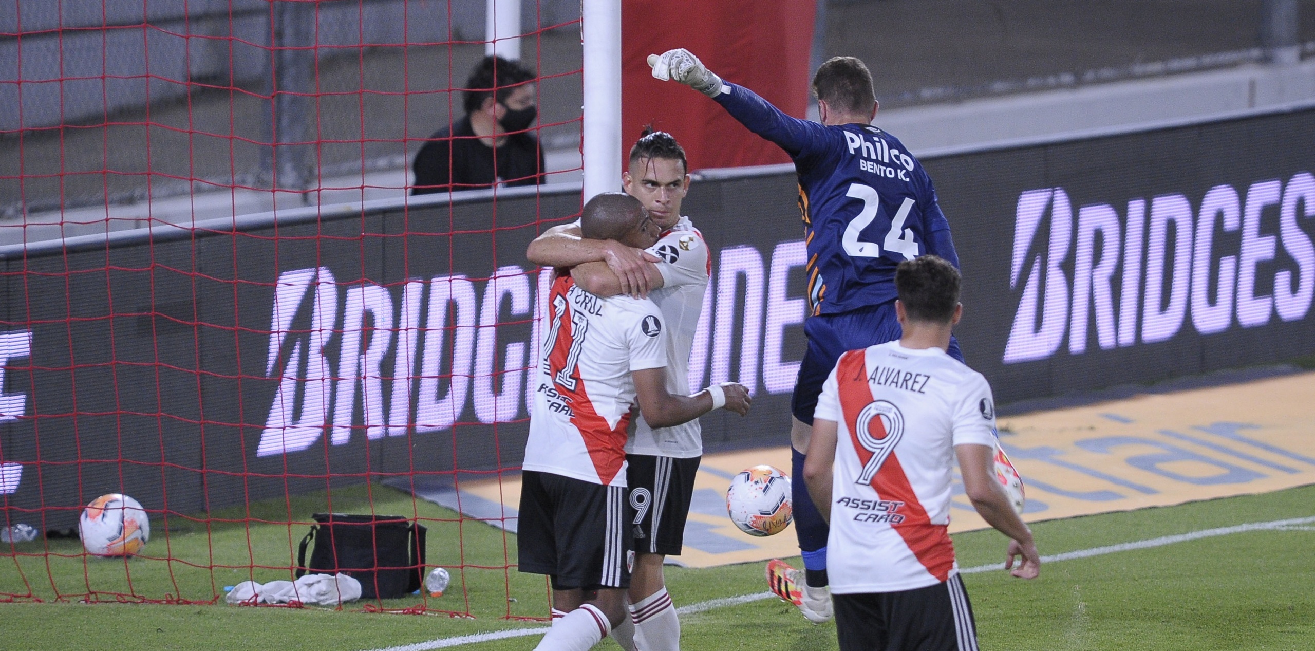 Copa Libertadores: River ganó y se metió por sexta vez seguida en cuartos