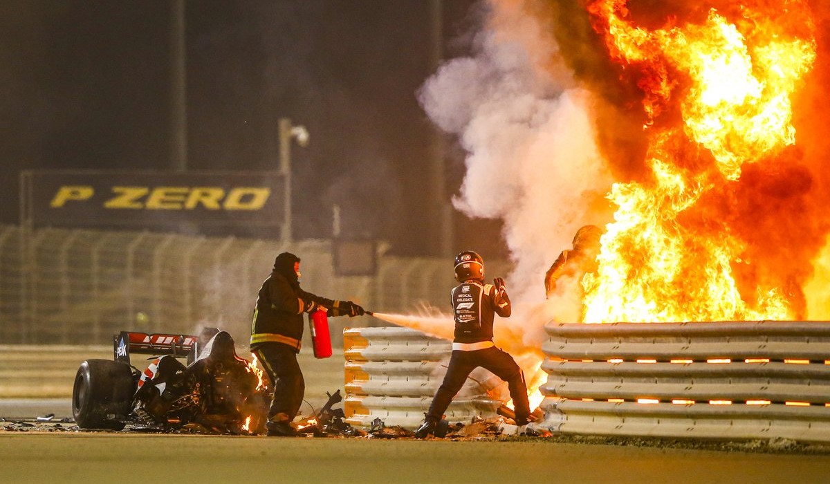 Grosjean recibe alta médica tras su accidente en el GP de Bahrein