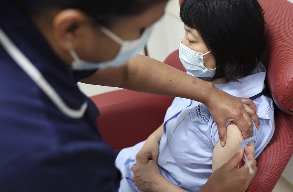 Reino Unido: casi 140 mil personas ya recibieron la primera dosis de la vacuna