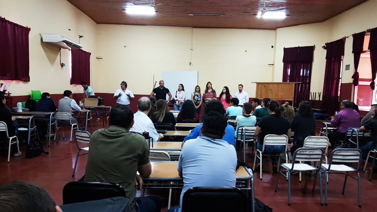 Se recibirán 78 profesionales como profesores en Educación Técnica