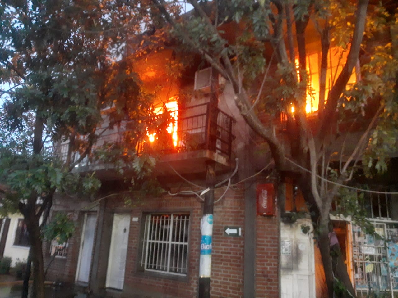 Incendio consumió un inmueble en Posadas