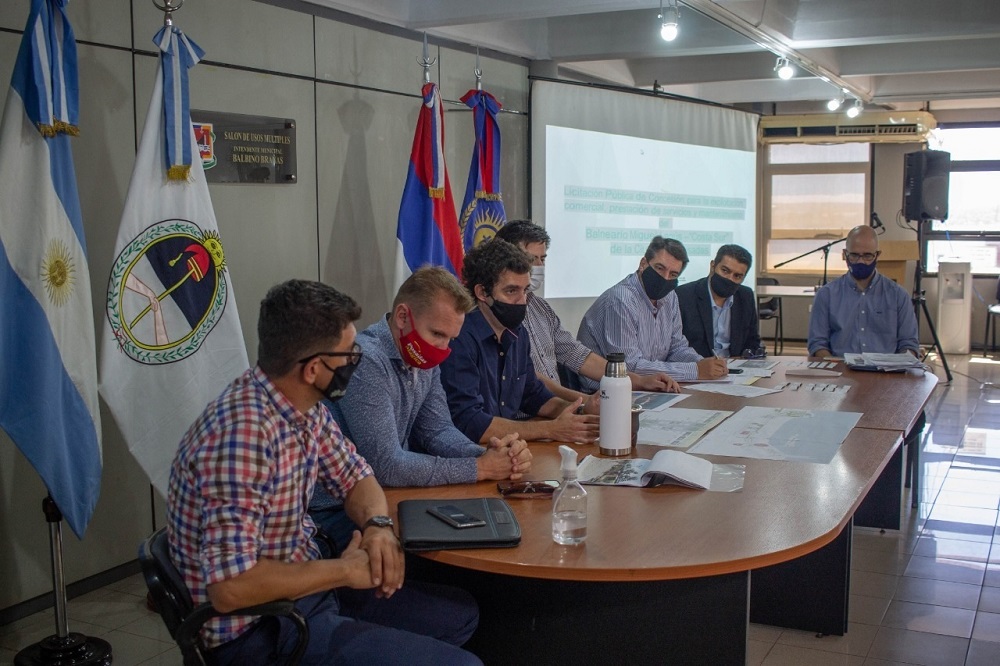 Sortearon los espacios para food trucks en Miguel Lanús este verano