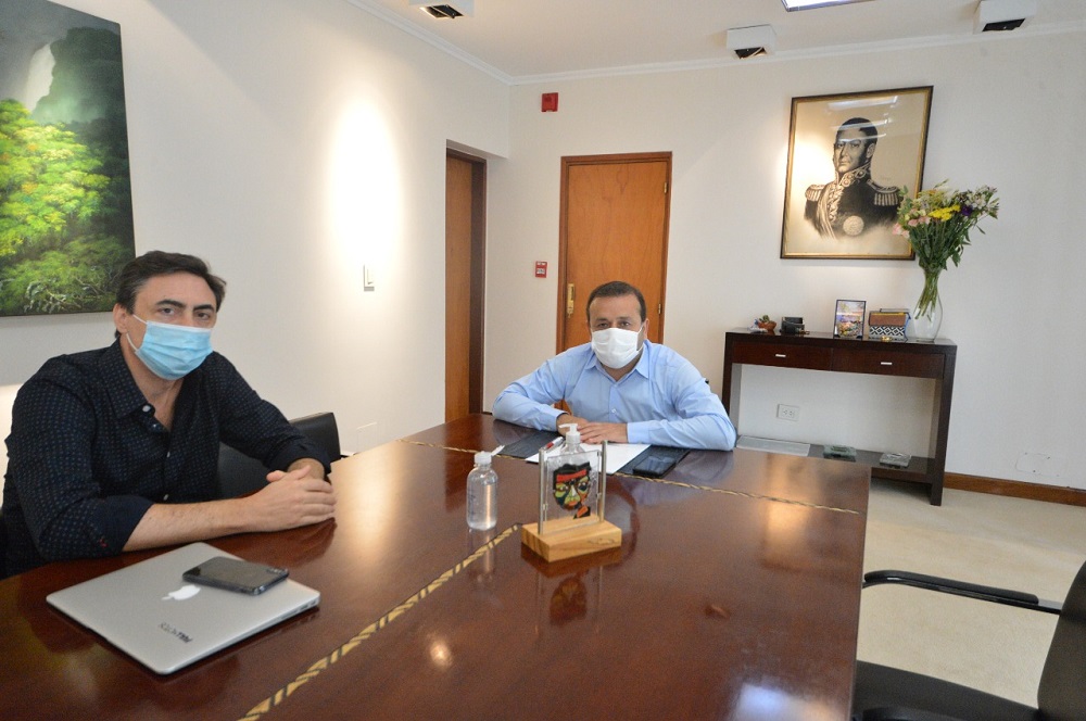 Referente del comercio posadeño se suma al Gobierno provincial