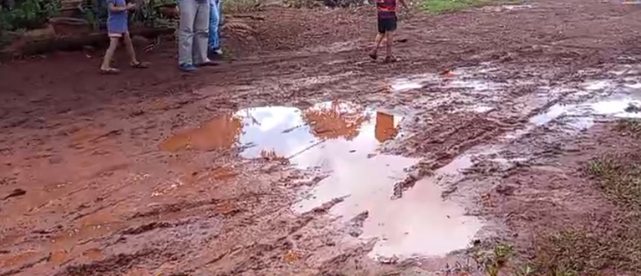 Vecinos de Oberá se manifestaron tras padecer de inundaciones 