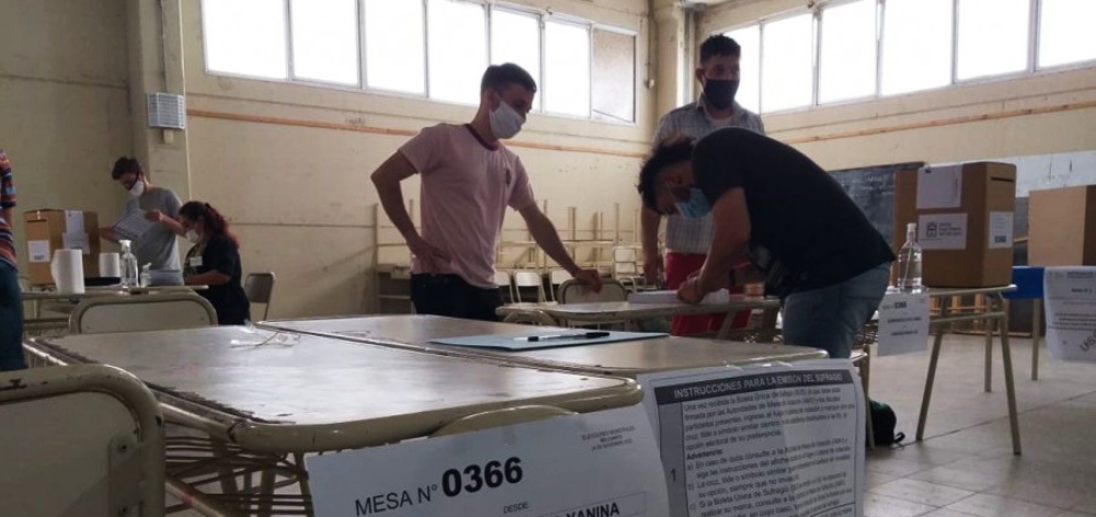 Solicitan que el personal vinculado a las elecciones sea vacunado