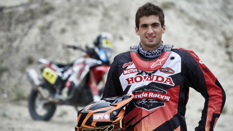 Rally Dakar: Benavides gana la quinta etapa y lidera en motos