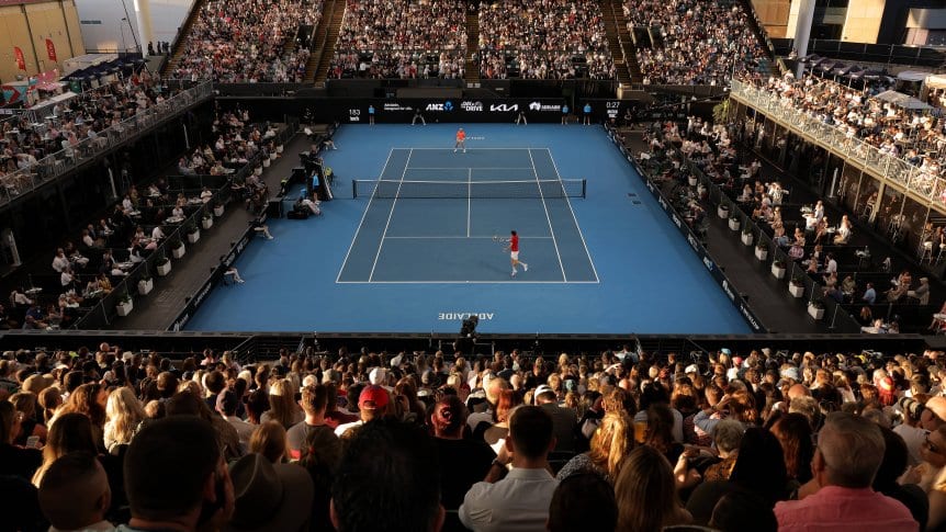 Nadal-Thiem y miles de personas en las tribunas pese al coronavirus