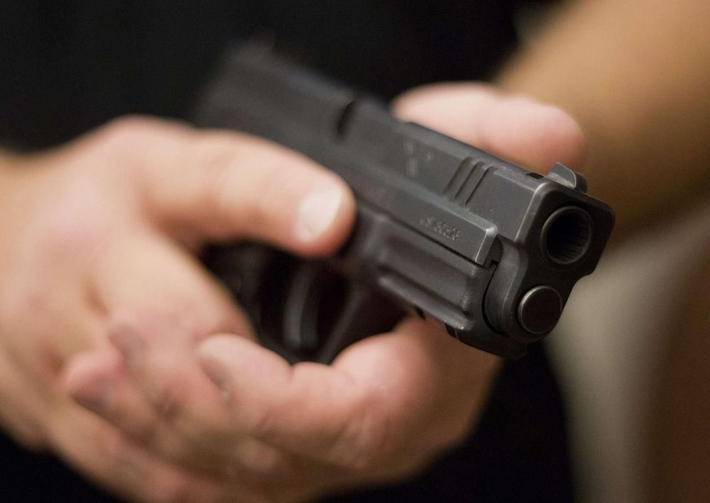 Al mejor estilo Bolsonaro, diputado argentino quiere armar a la población