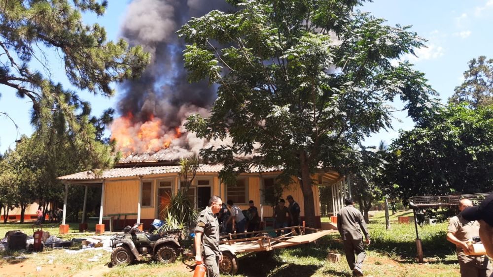 Investigan el incendio de un depósito de Gendarmería