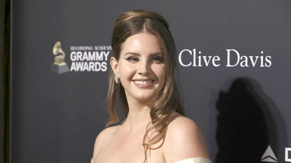 Lana del Rey lanzará disco nuevo el 19 de marzo
