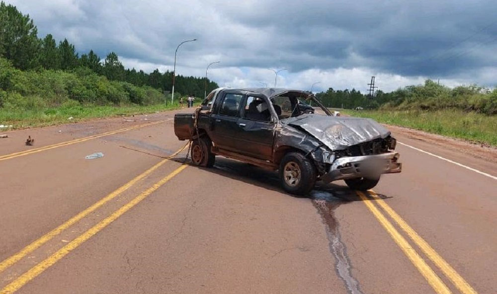 Un hombre de 27 años falleció tras el despiste de una camioneta