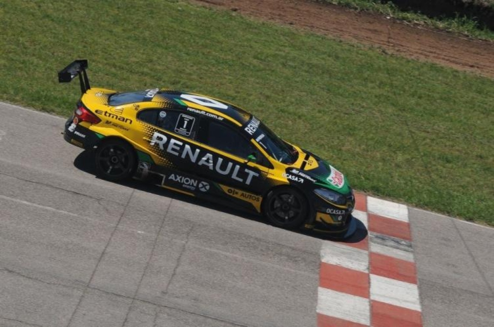 Leonel Pernía repitió su victoria en el Súper TC 2000 en Córdoba