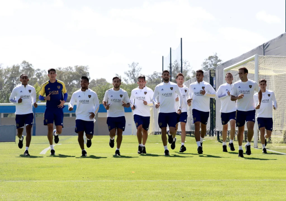 Boca vuelve a entrenar el miércoles y la llegada de Rojo es el tema central