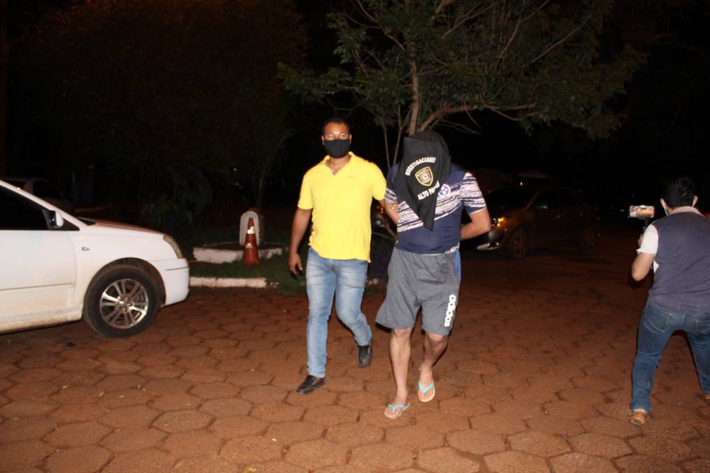 Paraguay: policías detenidos por secuestro y extorsión a turistas brasileños