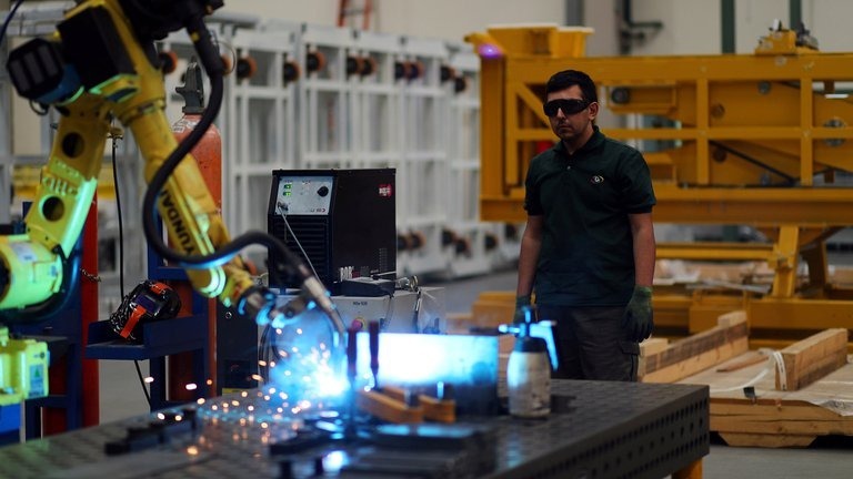 Advierten fuerte precariedad laboral y poca formación