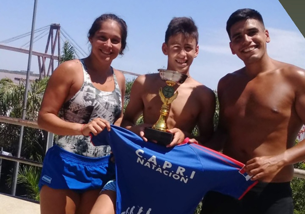 Azula se lució en el Aguas Abiertas correntino