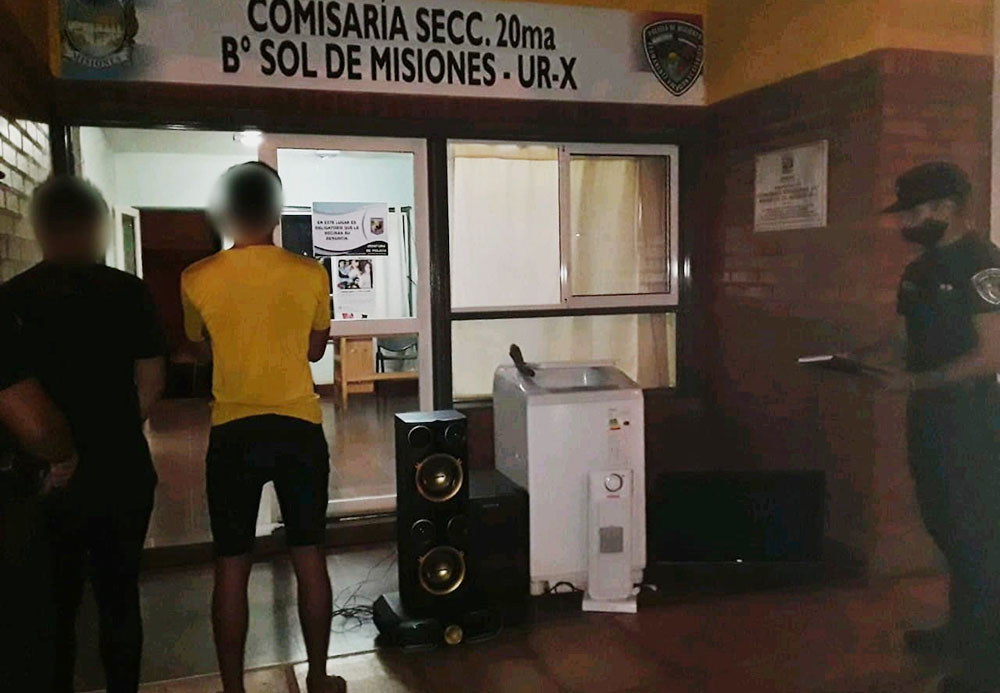 Detuvieron a dos jóvenes por robar una vivienda - Policiales