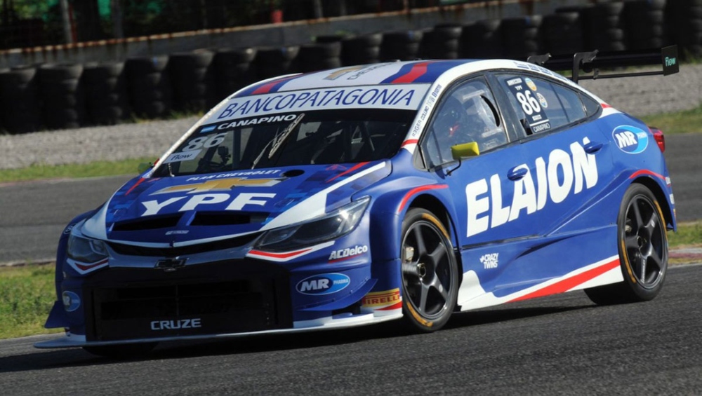 SuperTC2000: Canapino da pelea pero Rossi llega como líder a la última fecha