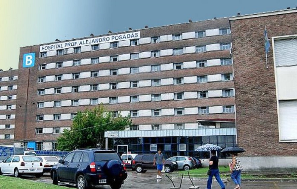 El director del Posadas reconoció que participó del “vacunatorio VIP”