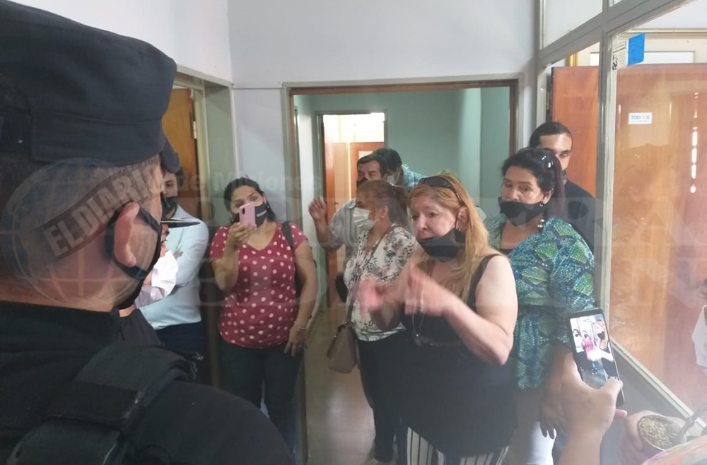 disturbios en la sede del PJ