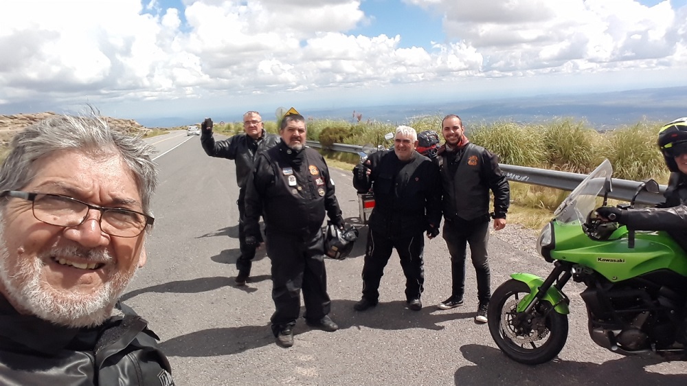 Cumpliendo sueños: motoqueros de Posadas al Cristo Redentor de los Andes